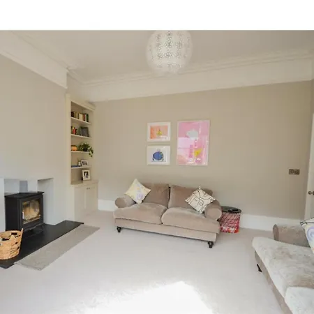 Victorian House In By The Sea بيت للعطل سولتبرن باي ذا سي