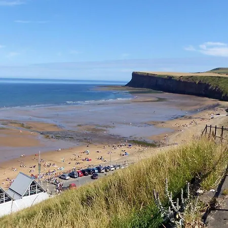 بيت للعطل Victorian House In By The Sea *