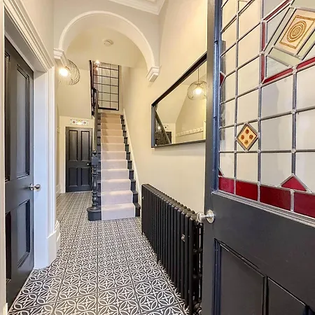 Victorian House In By The Sea * سولتبرن باي ذا سي