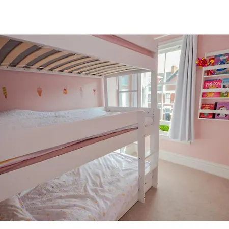 Victorian House In By The Sea بيت للعطل سولتبرن باي ذا سي